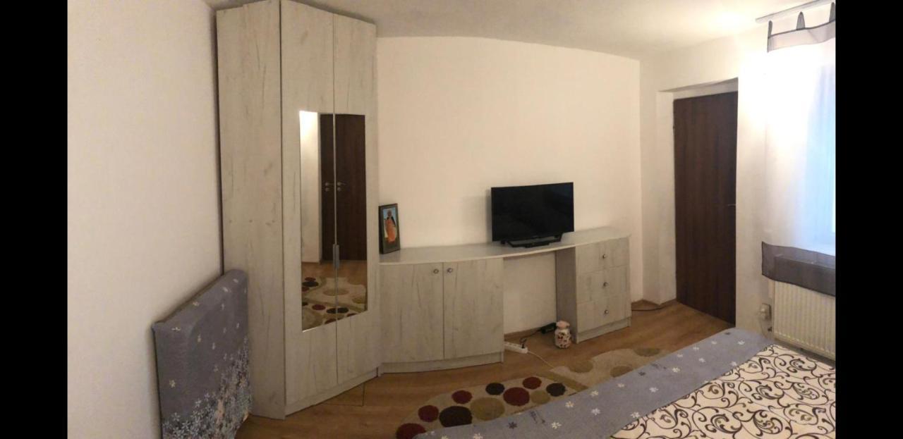 فندق Casa Delia Călimăneşti المظهر الخارجي الصورة