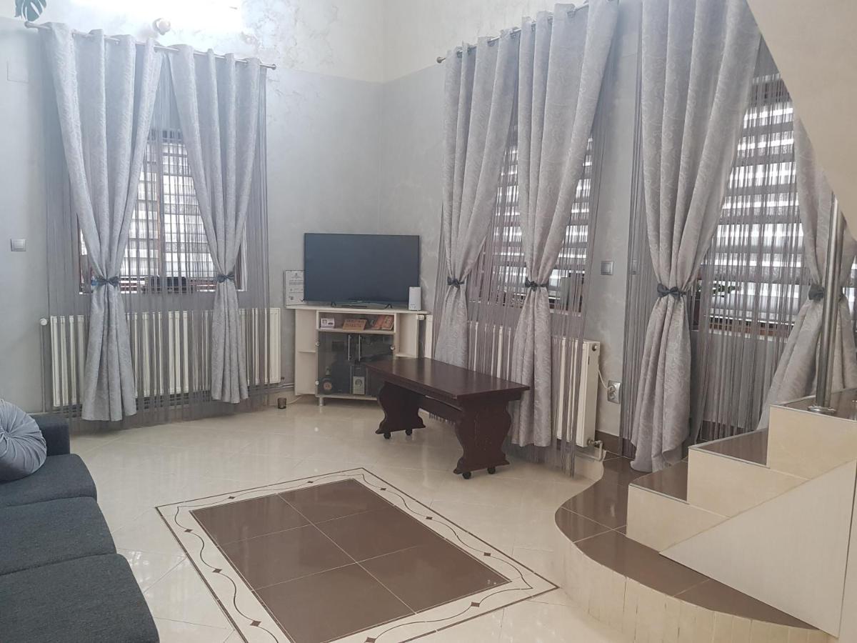 فندق Casa Delia Călimăneşti المظهر الخارجي الصورة